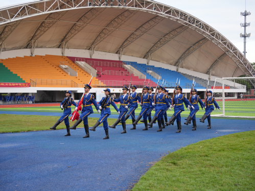 “青春礼赞，红旗飘扬”--我院举行“国旗下成长”主题活动暨升旗仪式